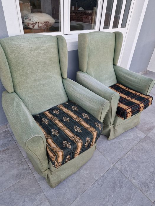 Poltronas verdes para estofar