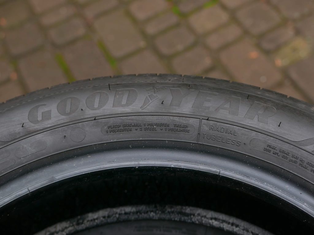 Goodyear Efficientgrip Performance 2    175/65 R17 87 H