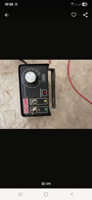 Posypywarka solarka 12v zimowa pickup  jeep