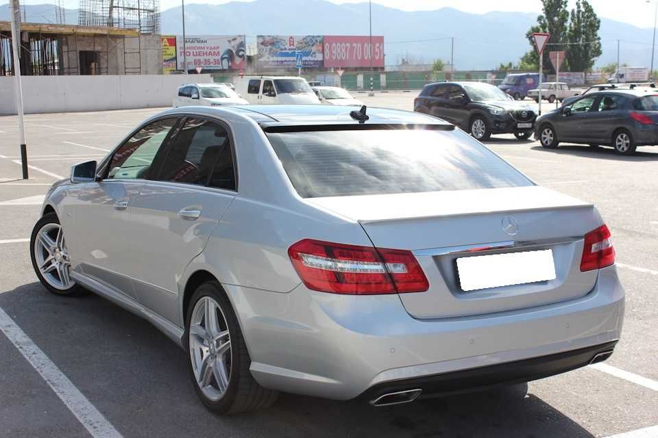 Бампер задній Mercedes E-Class W212 в стилі E63 AMG (2009-2012)