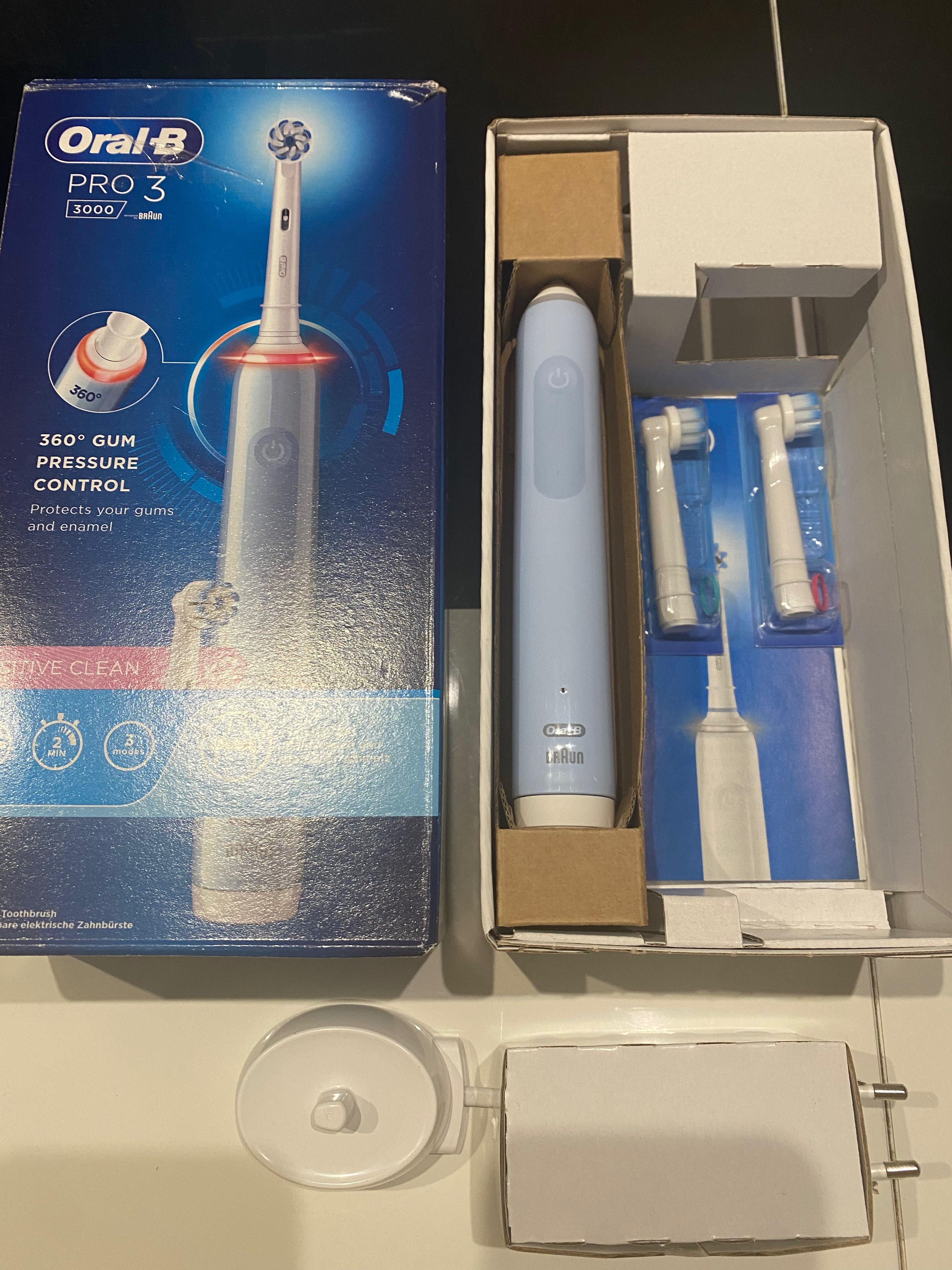 Oral-B Pro 3 3000Elektryczna Szczoteczka do Zębów, Niebieski