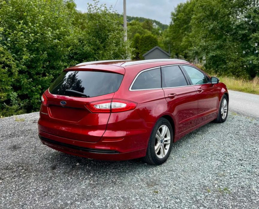 Ford Mondeo      2015