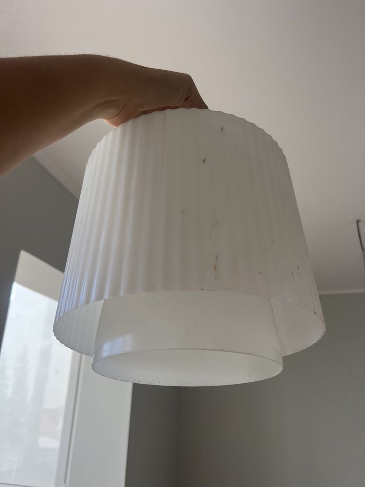 Candeeiros IKEA e gato preto 15€ cada