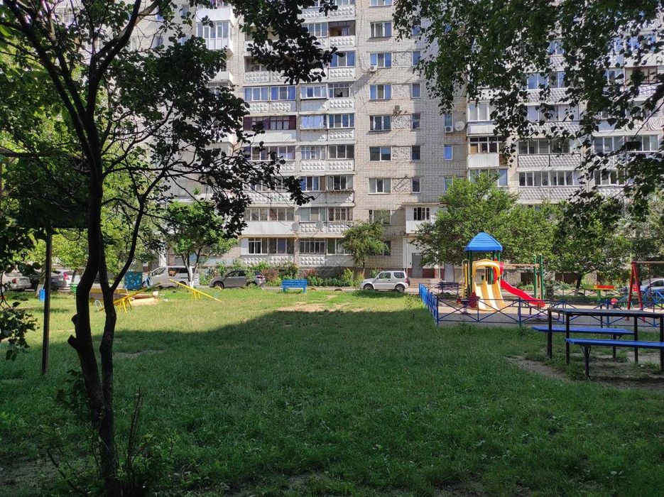 В оренду 2-кімнатна квартира з АГВ, з ремонтом біля ринку «Вишенька».