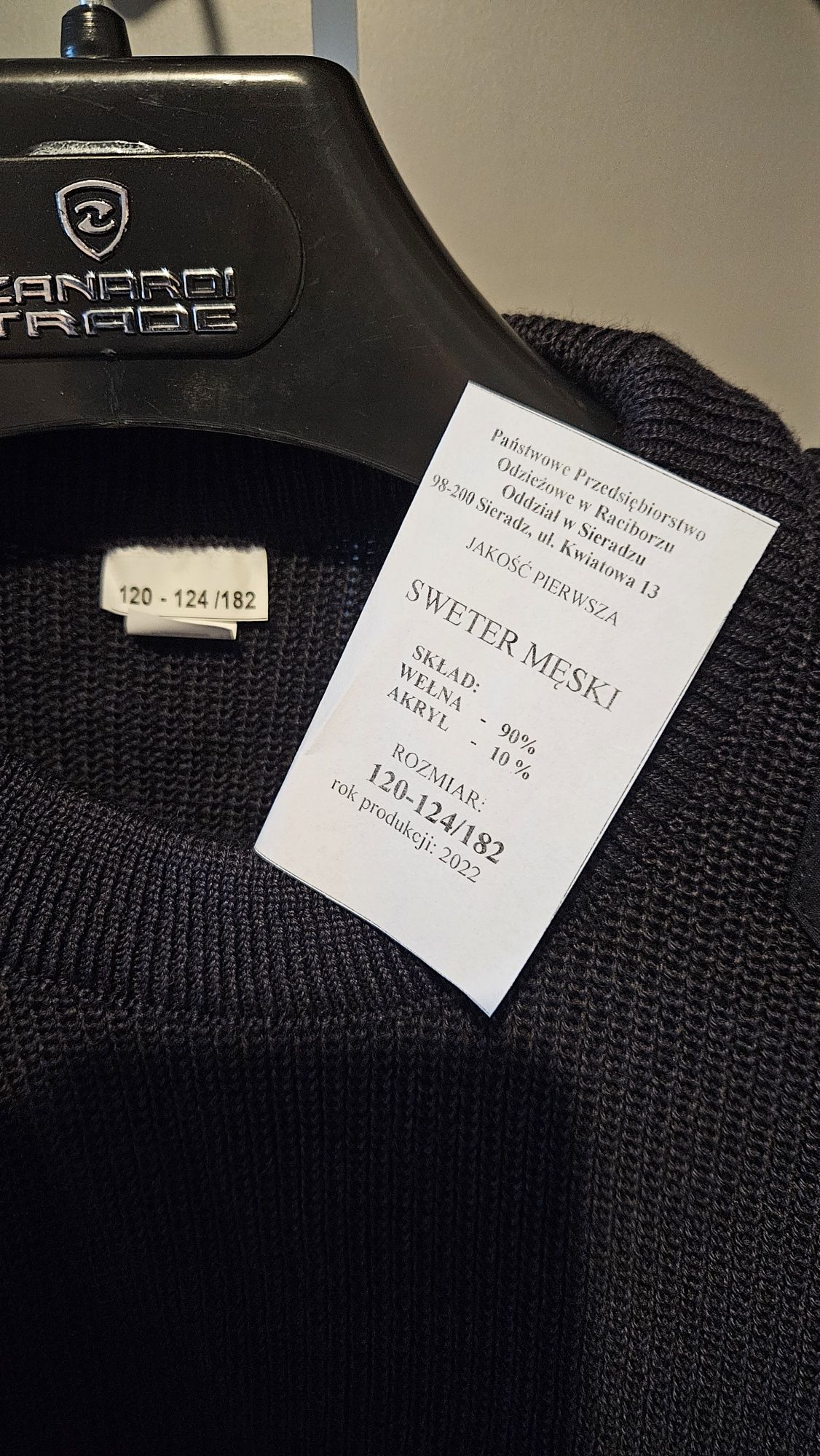 Sweter SW nowy, rozmiar 120-124/182