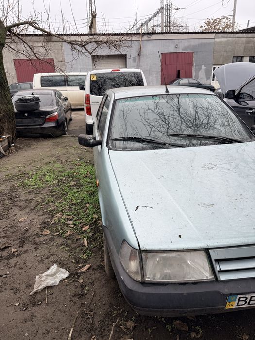 Продам FIAT TEMPRA 1.6
