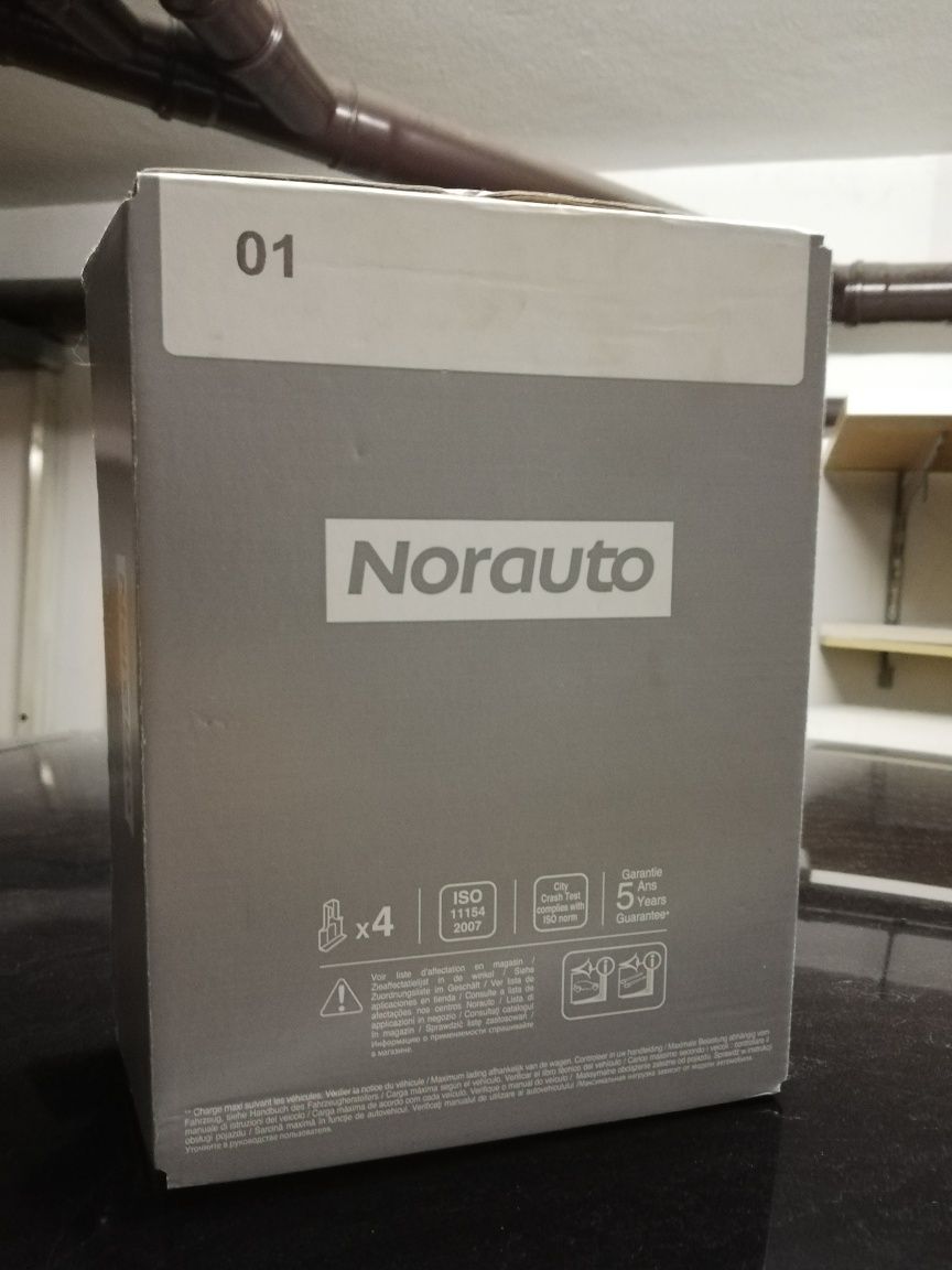 Kit de fixação barras tejadilho NORAUTO 1