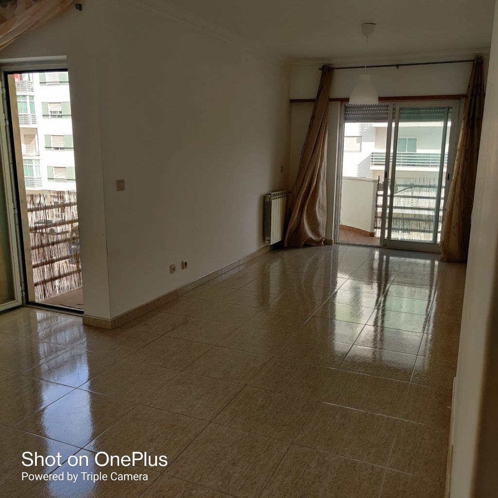 Quarto para Alugar – Zona Amadora (Buraca/Alfragide)