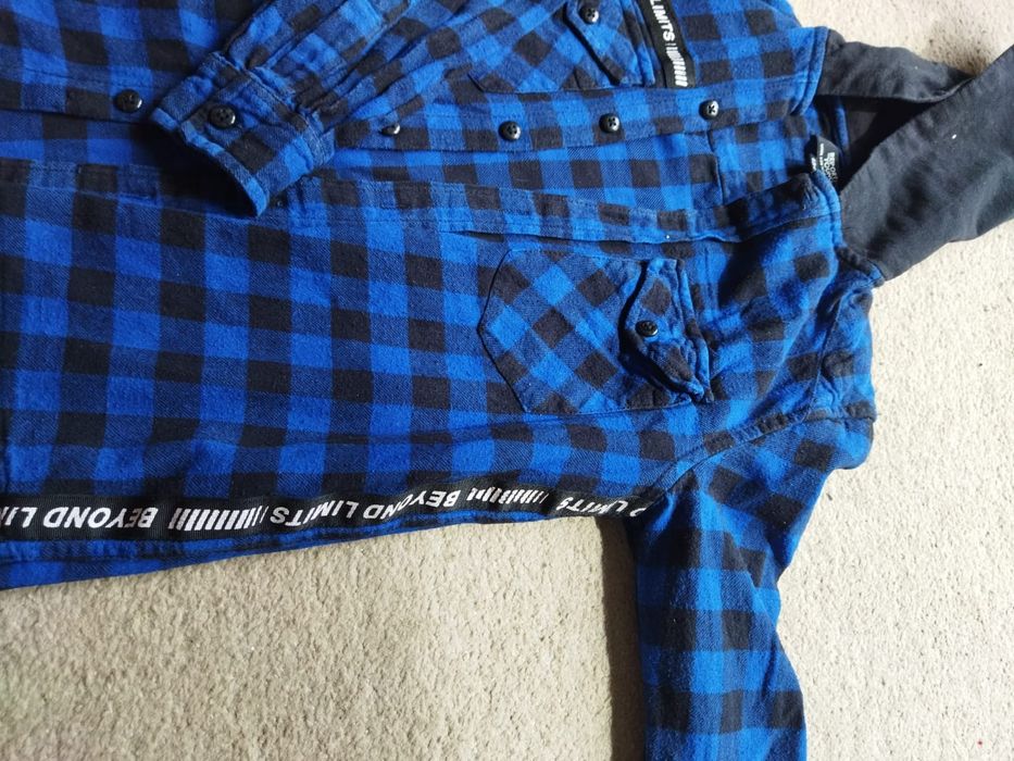 Koszula z kapturem i długim rękawem Reporter Young rozmiar 134