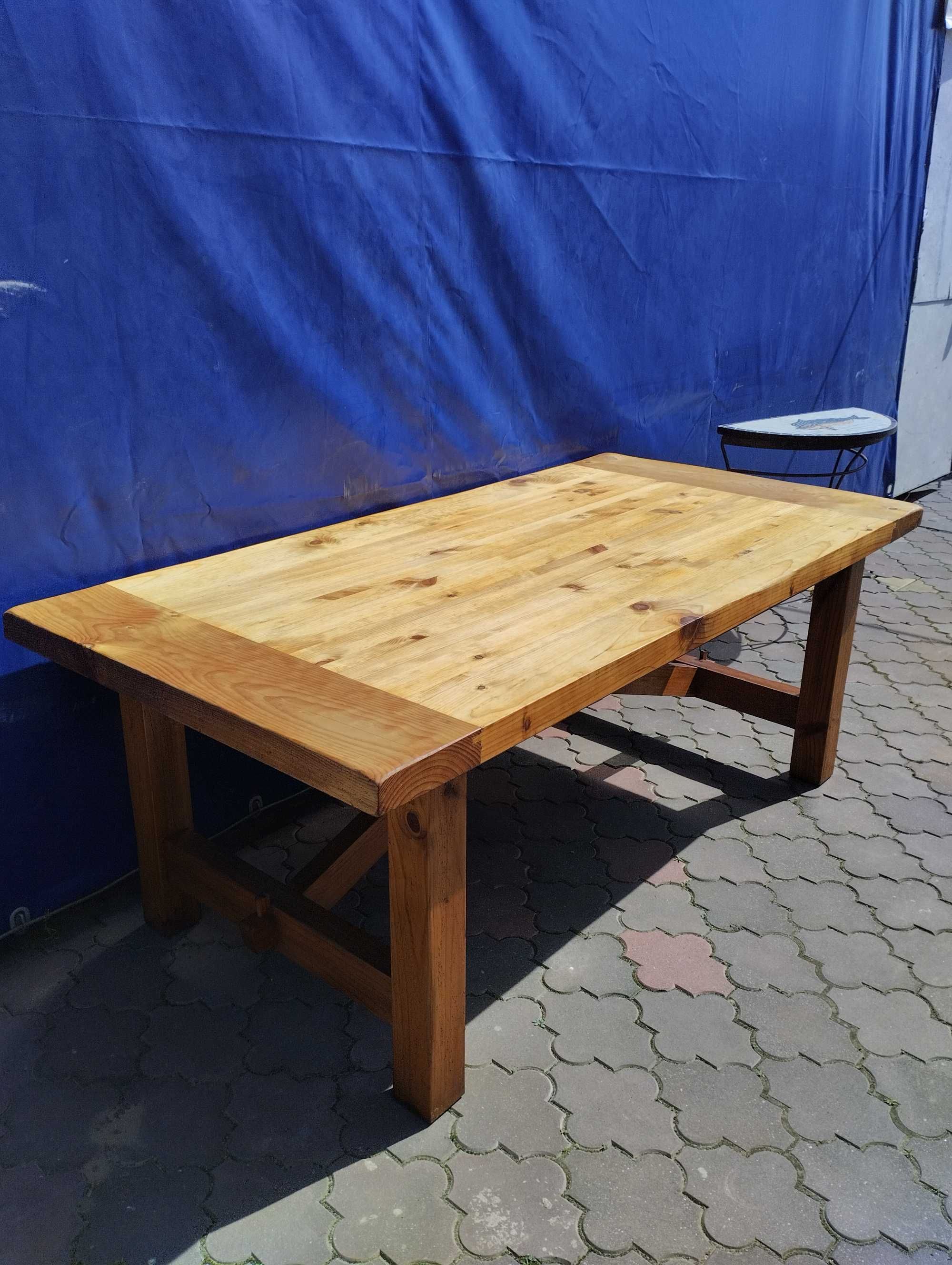 Stół z litego drewna 2M