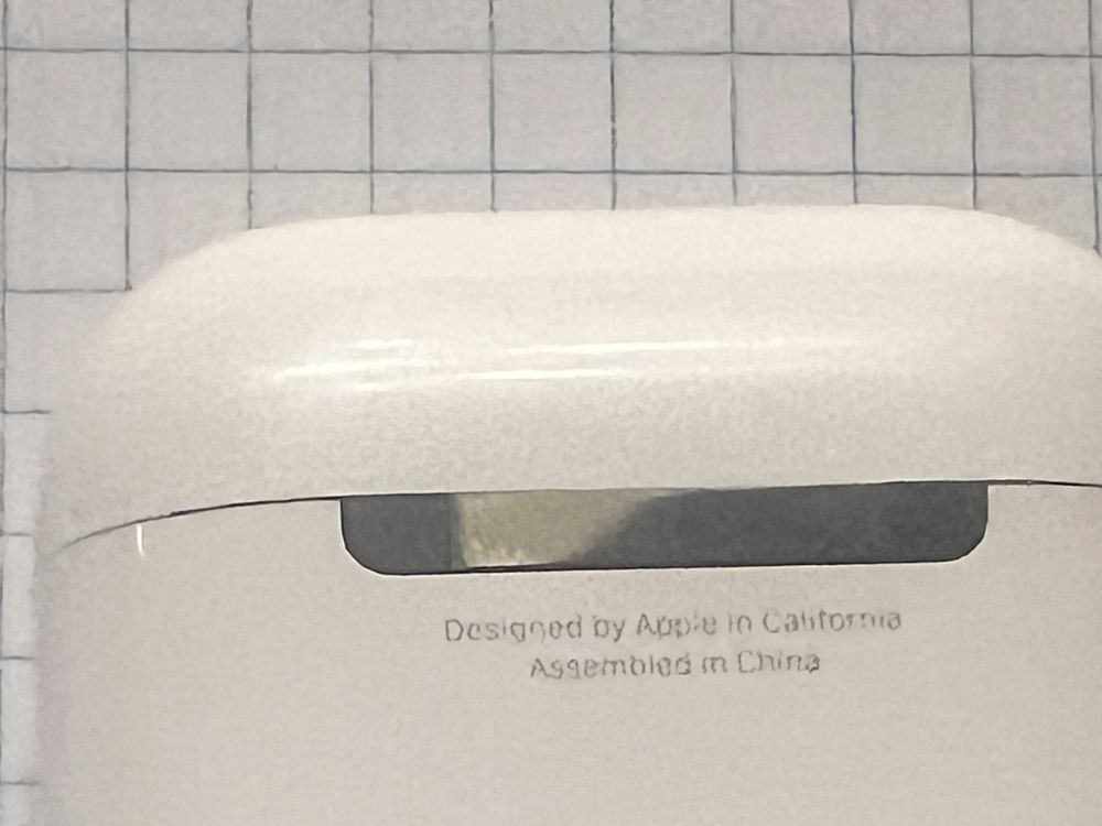 Навушники Apple AirPods