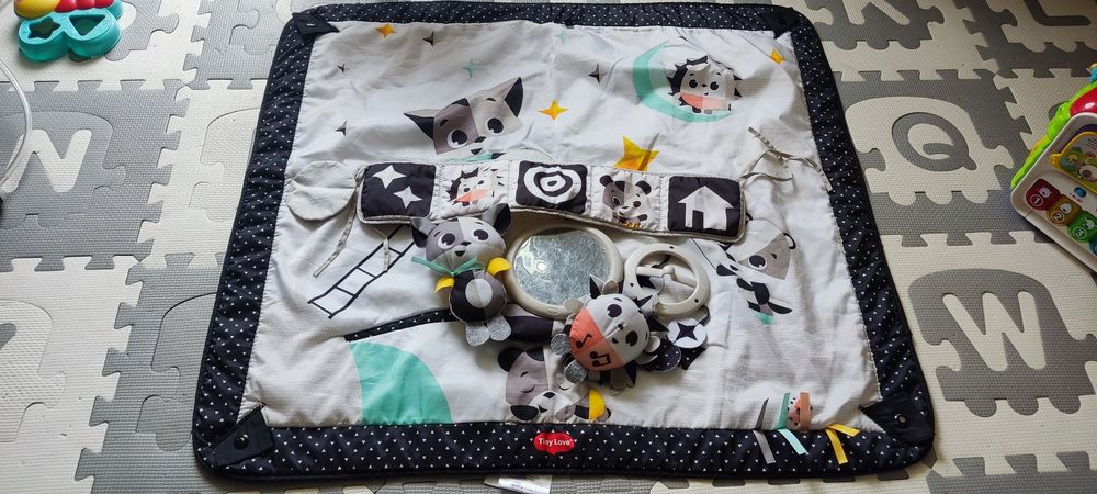 Mata Tiny Love w super stanie