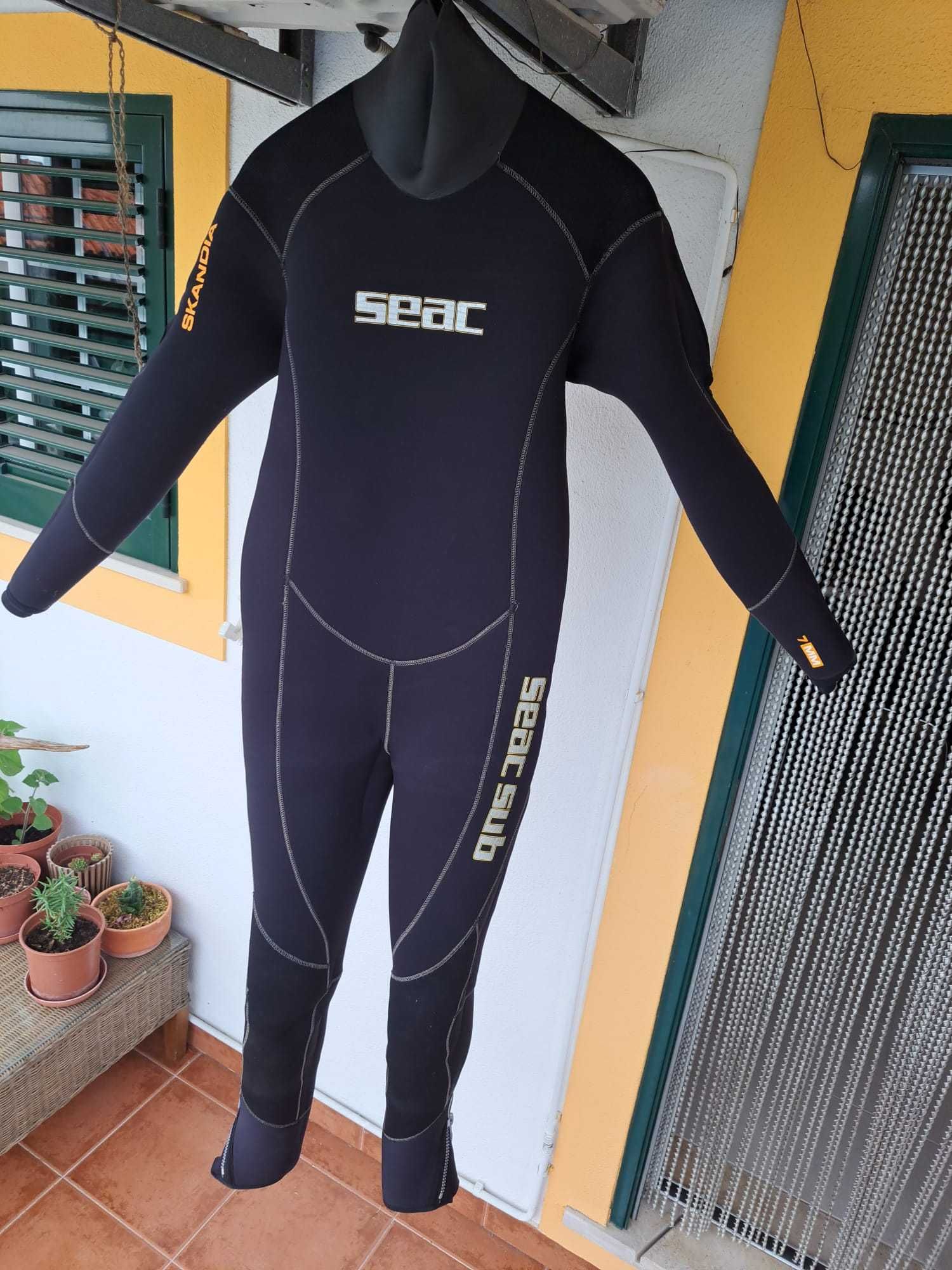 Fato de mergulho SEAC SUB, SKANDIA