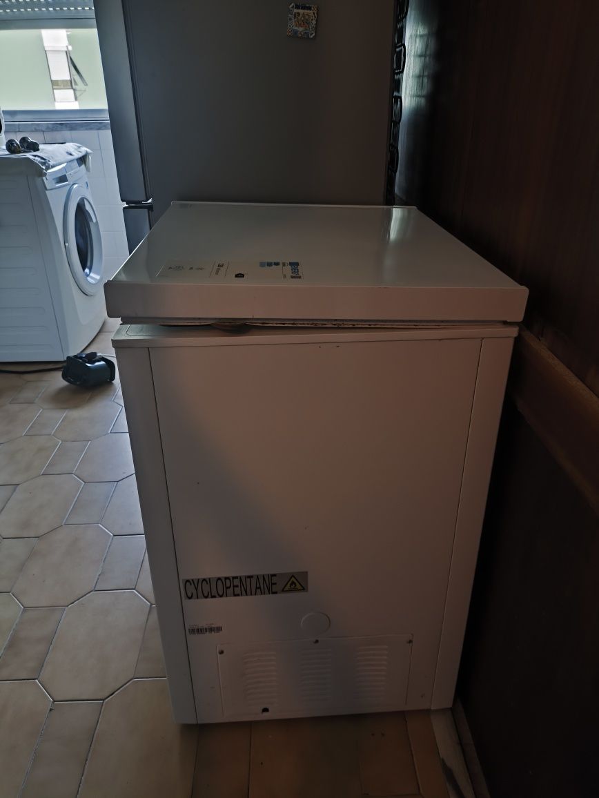 Arca congeladora electronia 142L