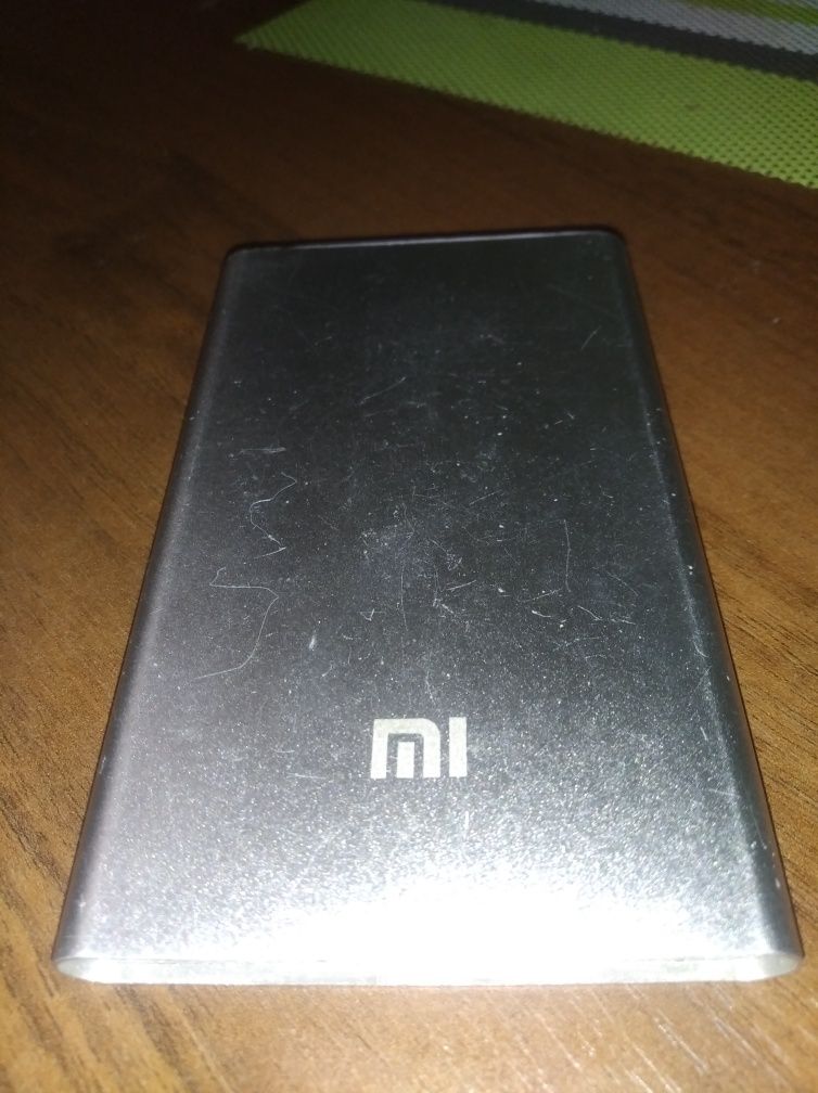 Продам павербанк Xiaomi 10 000mah