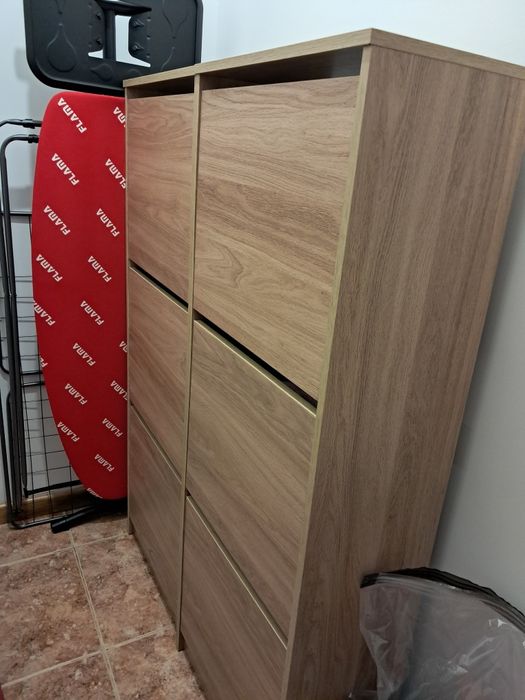 Sapateiras em madeira