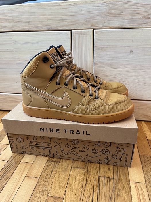 Ботінки Nike 44 розмір