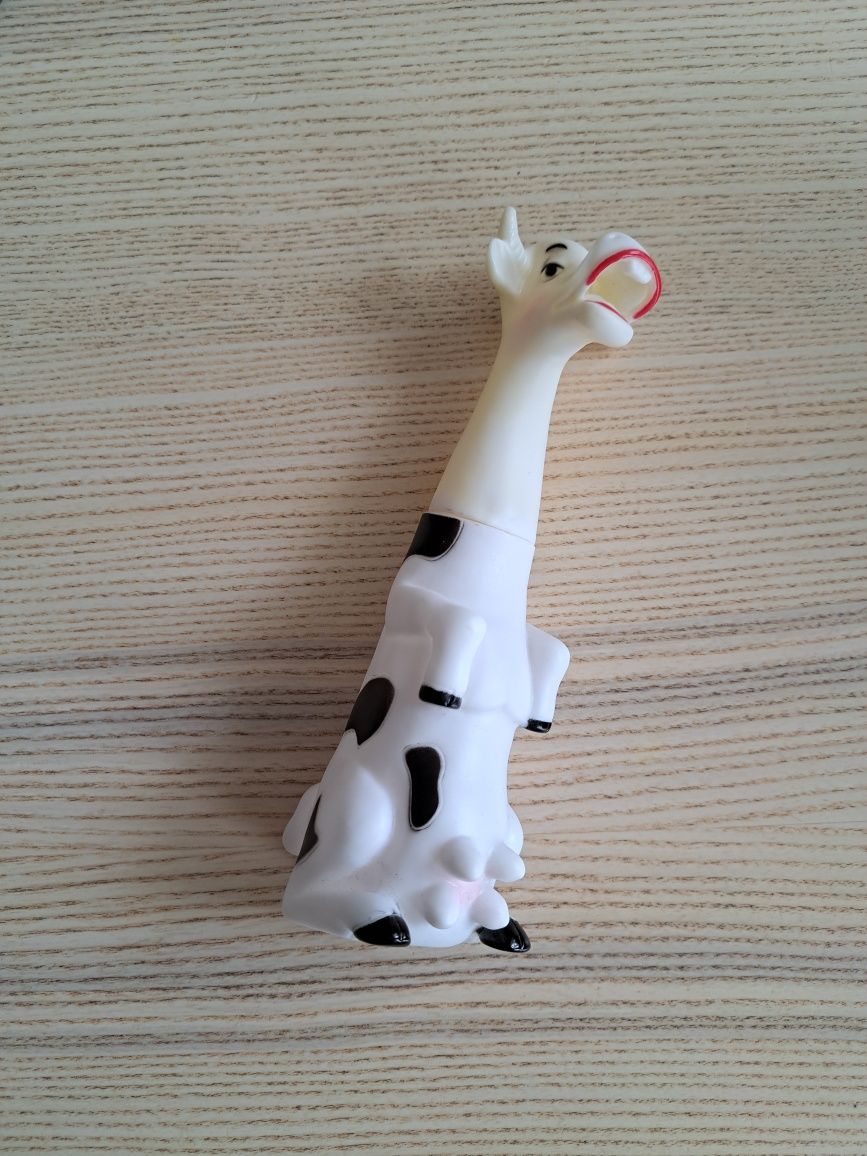 Zabawka dla psa krowa gumowa piszczałka gryzak