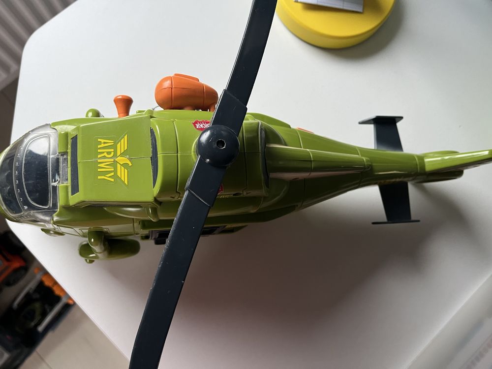 Helikopter na baterie