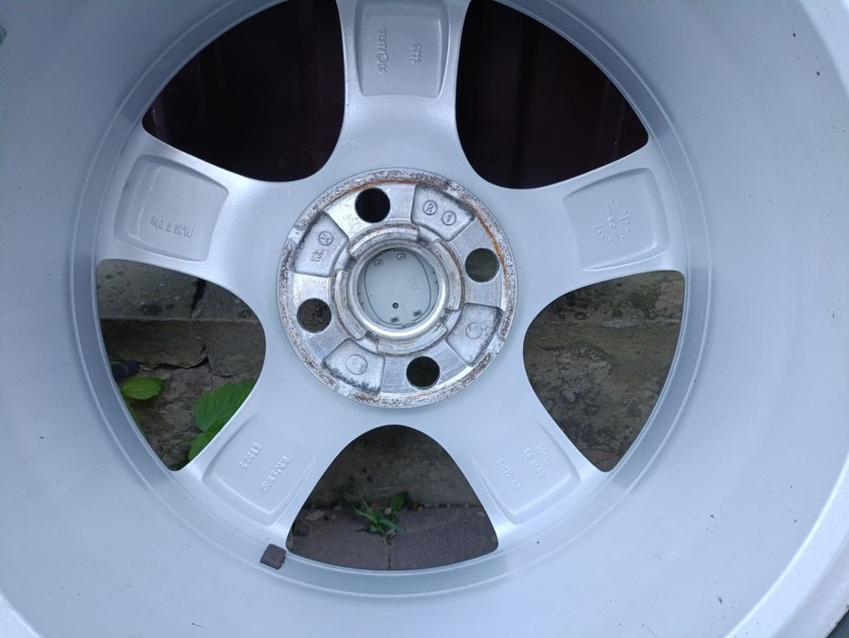 Диски R16 4x108 Mazda Ford.