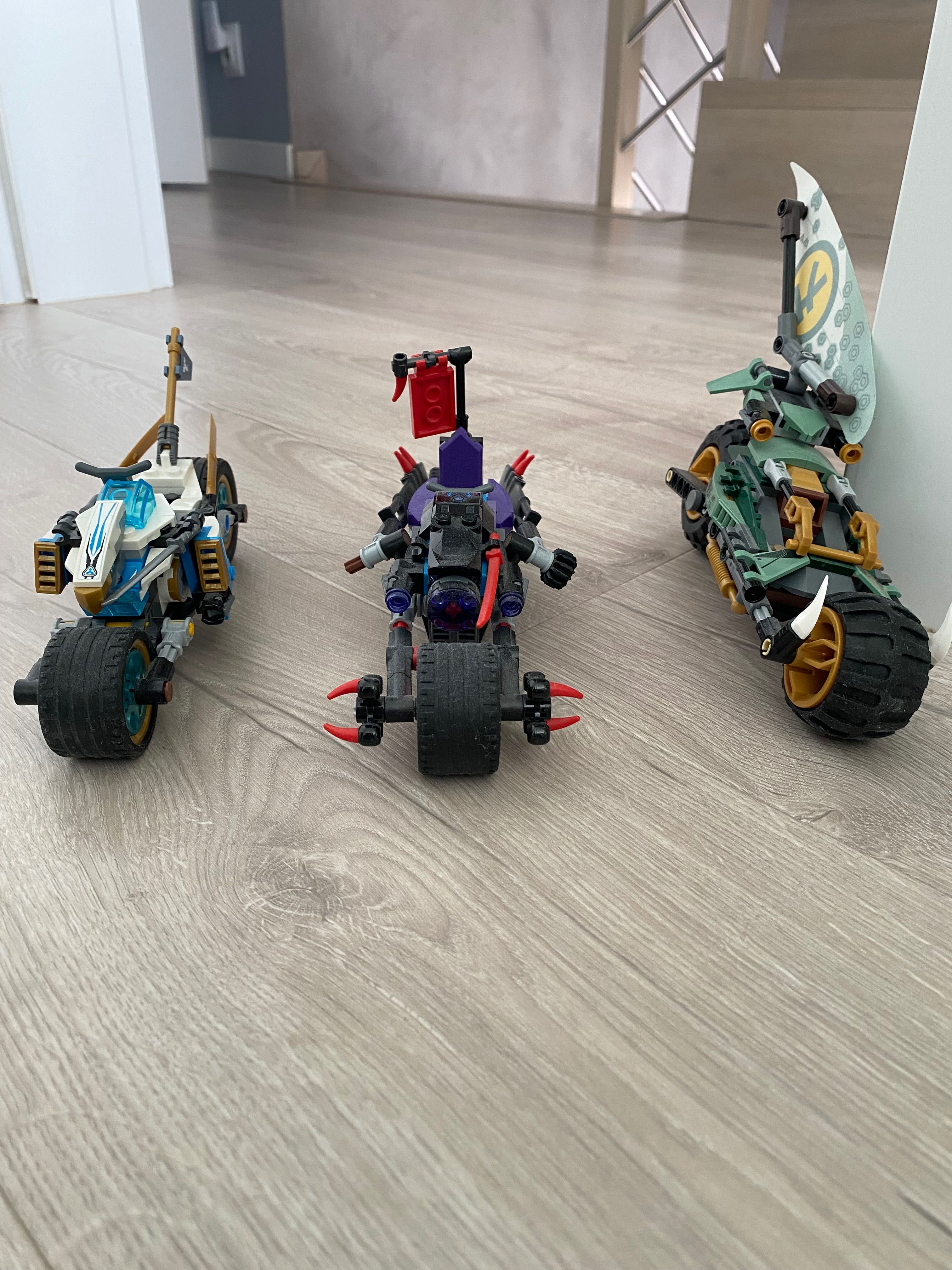 Lego Ninjago pojazdy