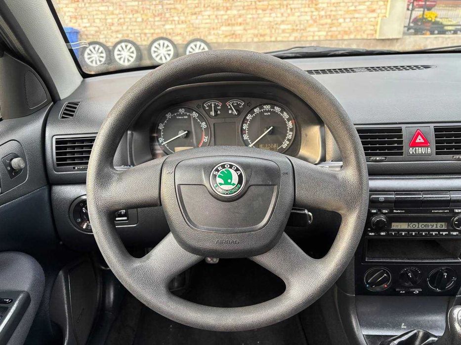Skoda Octavia 2009 надійний двигун 1.6 МРІ