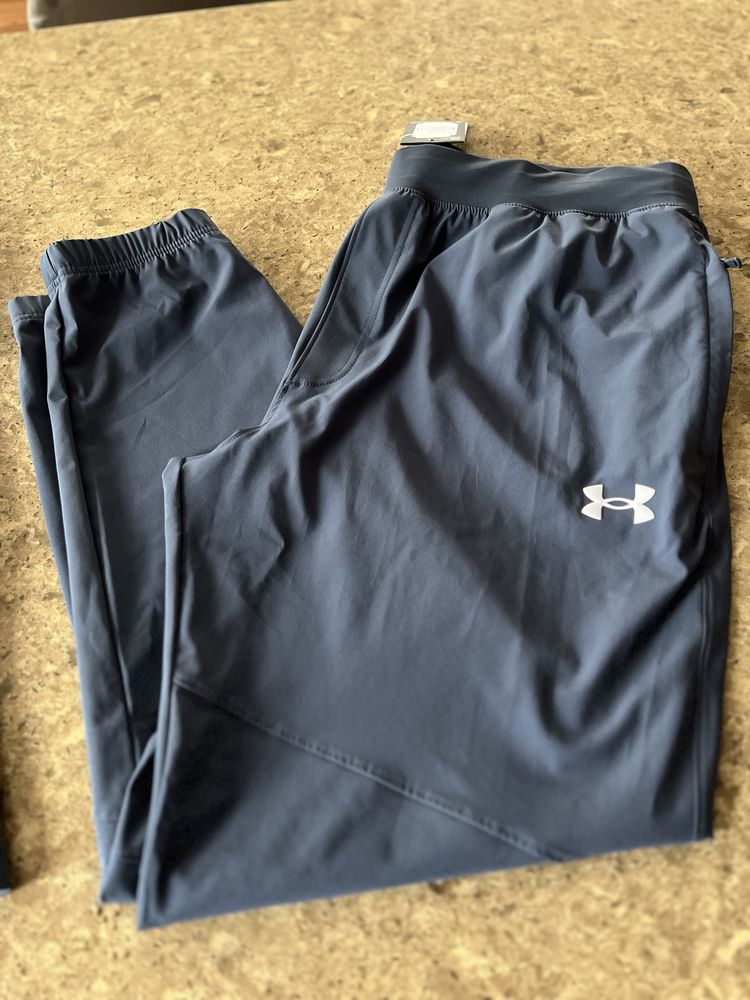 Спортивный костюм Under Armour