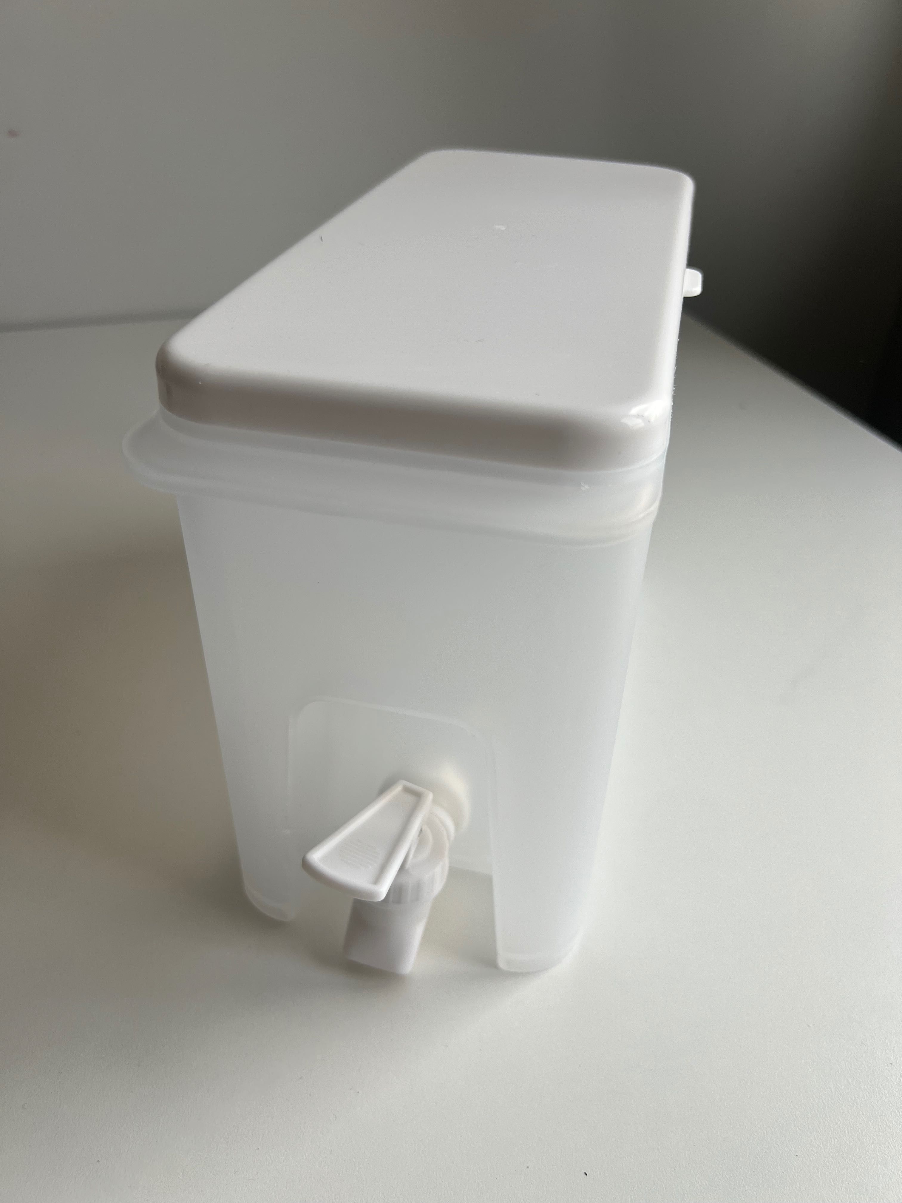 Pojemnik na napoje 3,5 l z kranikiem – użyty 2 razy