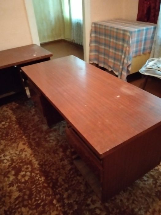 Стол СССР однотумбовый и двухтумбовый