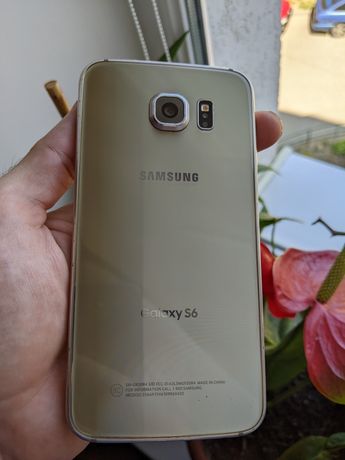 Продам Samsung Galaxy S6 32GB G920F Gold