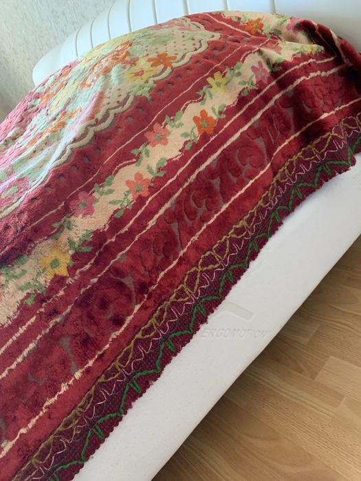 Покривало на двоспальне ліжко