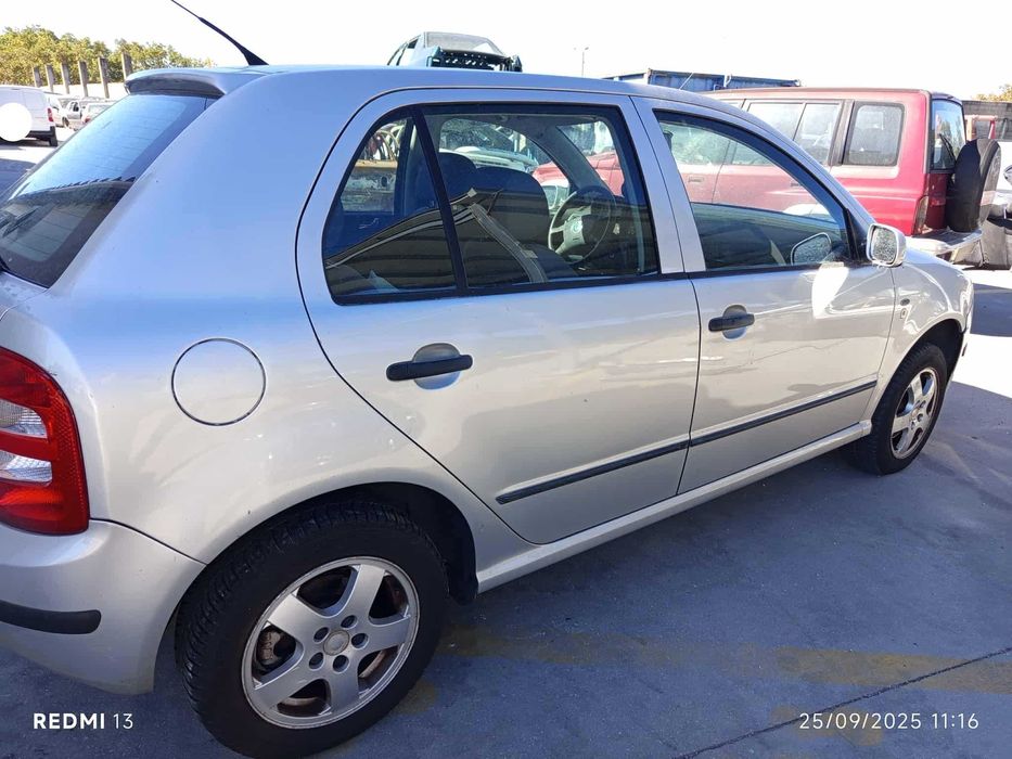 Para peças Skoda Fabia I 1.4 16V ano 2001