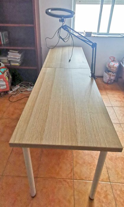 Secretária Ikea com gaveteiro