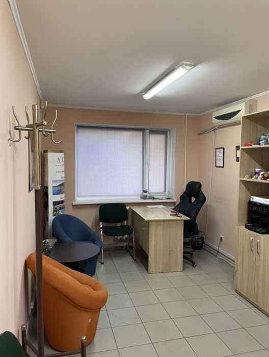 Офіс 11,4 м2; вул. Віталія Матусевича 31