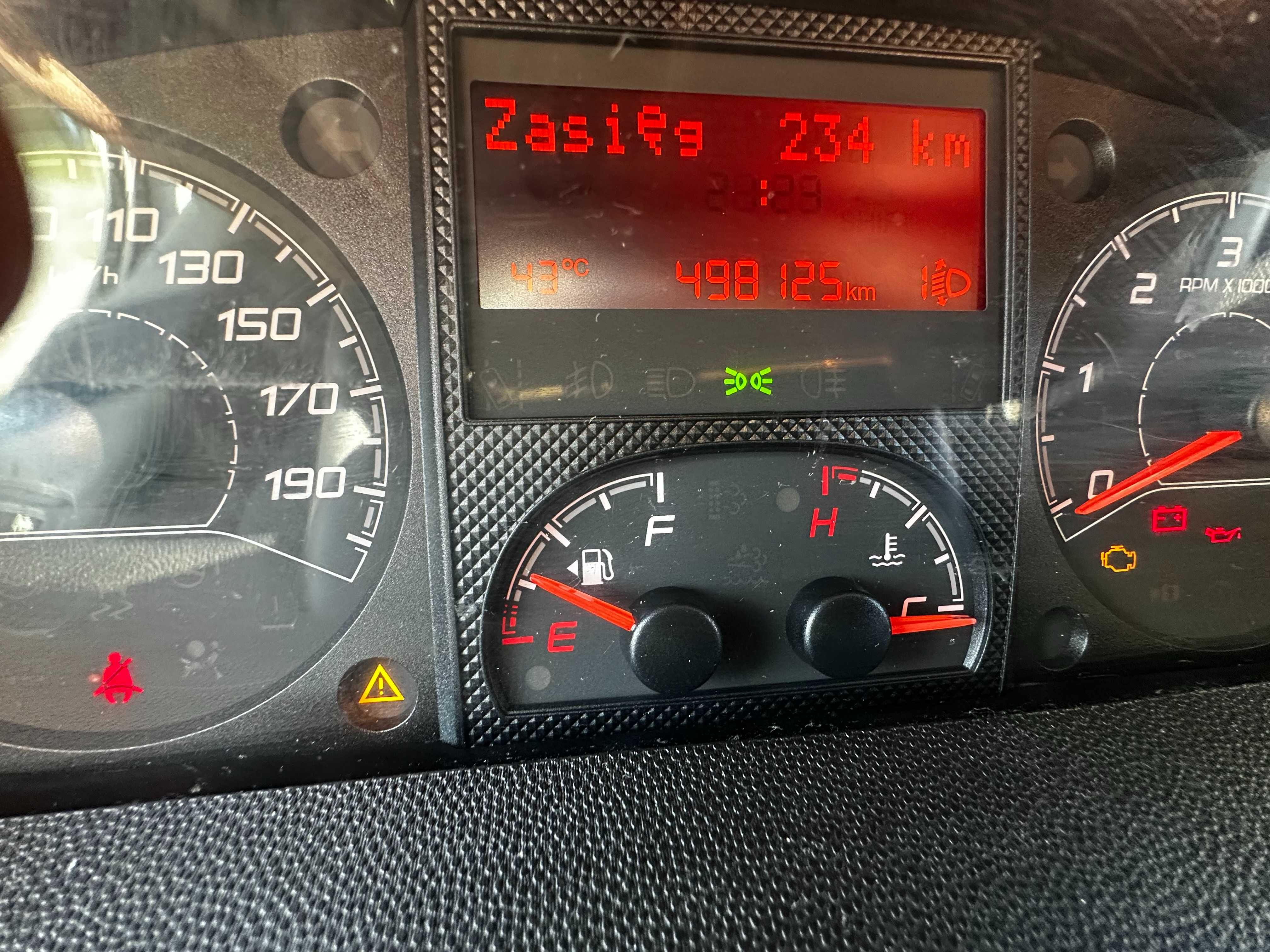 Peugeot Boxer /Ducatto/Jumper 3.0 10ep plandeka 180km