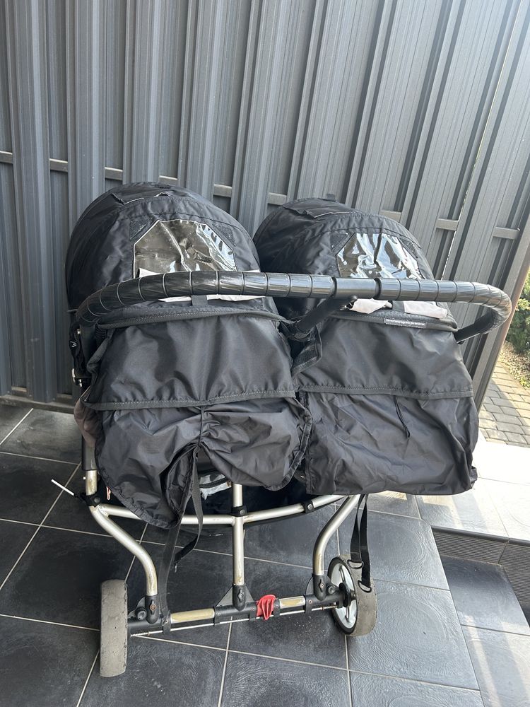 Прогулянковий візок коляска для двійні baby jogger city mini
