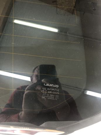 Продам стекло боковое кузовное Лексус 570