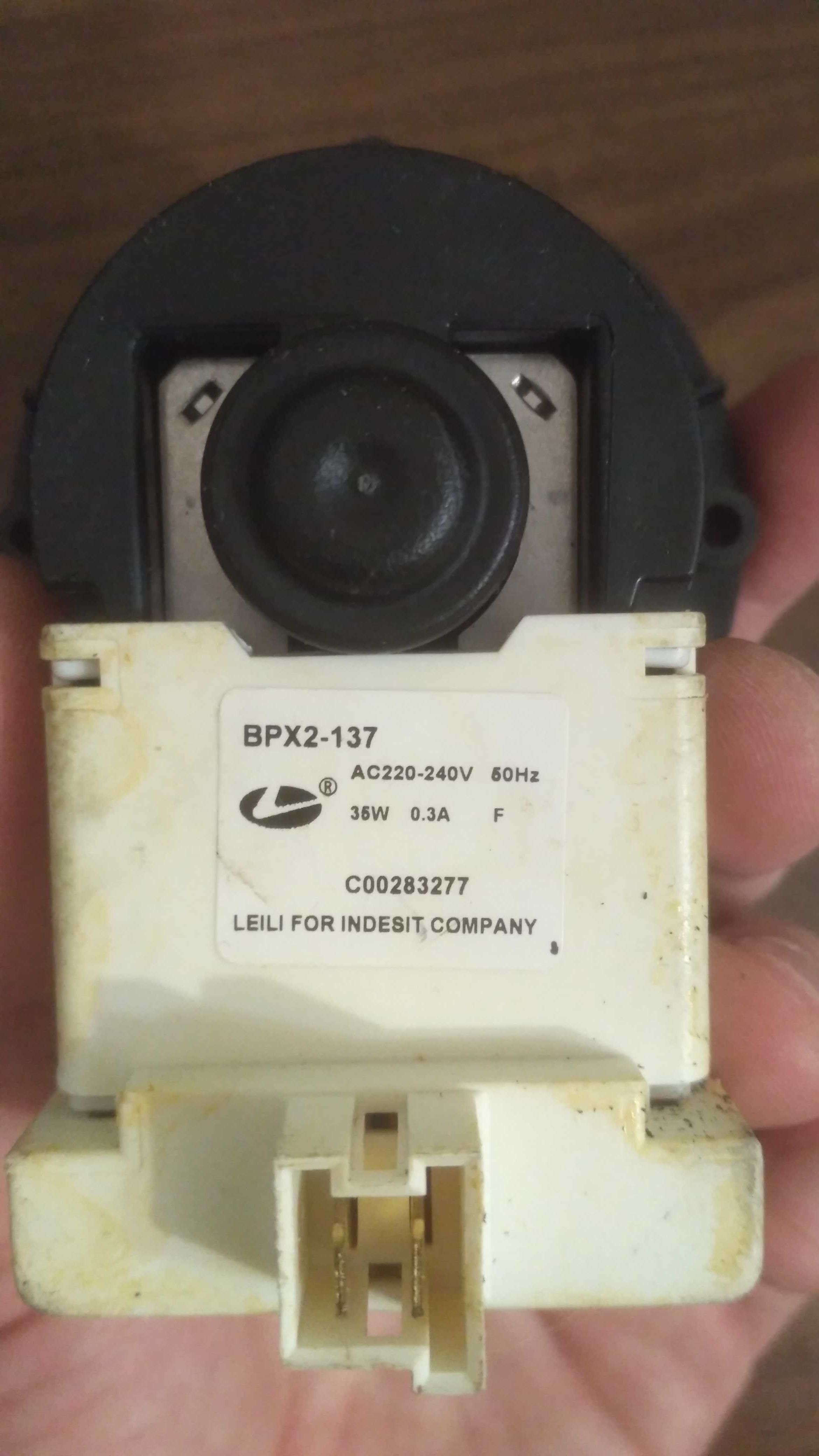 Помпа насос для стиральной машины BPX2-137 Индезит Вирпул