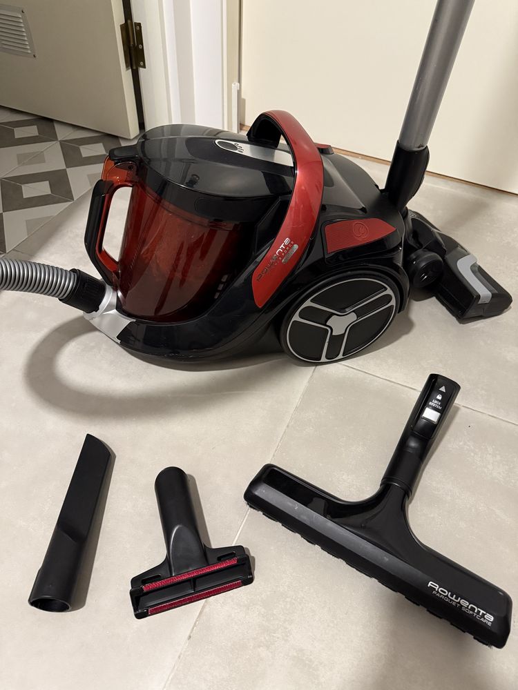 Aspirador sem Saco ROWENTA Silence Force Parquet