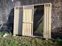Portão de garagem com porta
