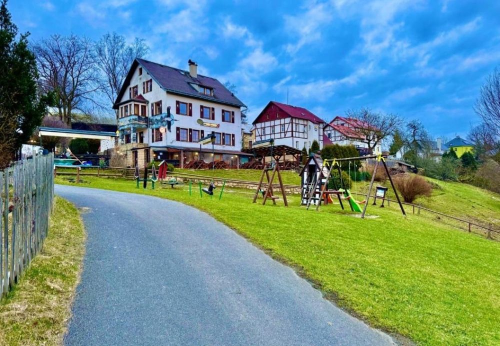 Długi listopadowy weekend w czeskiej szwajcarii 8-11.11  Hrensko