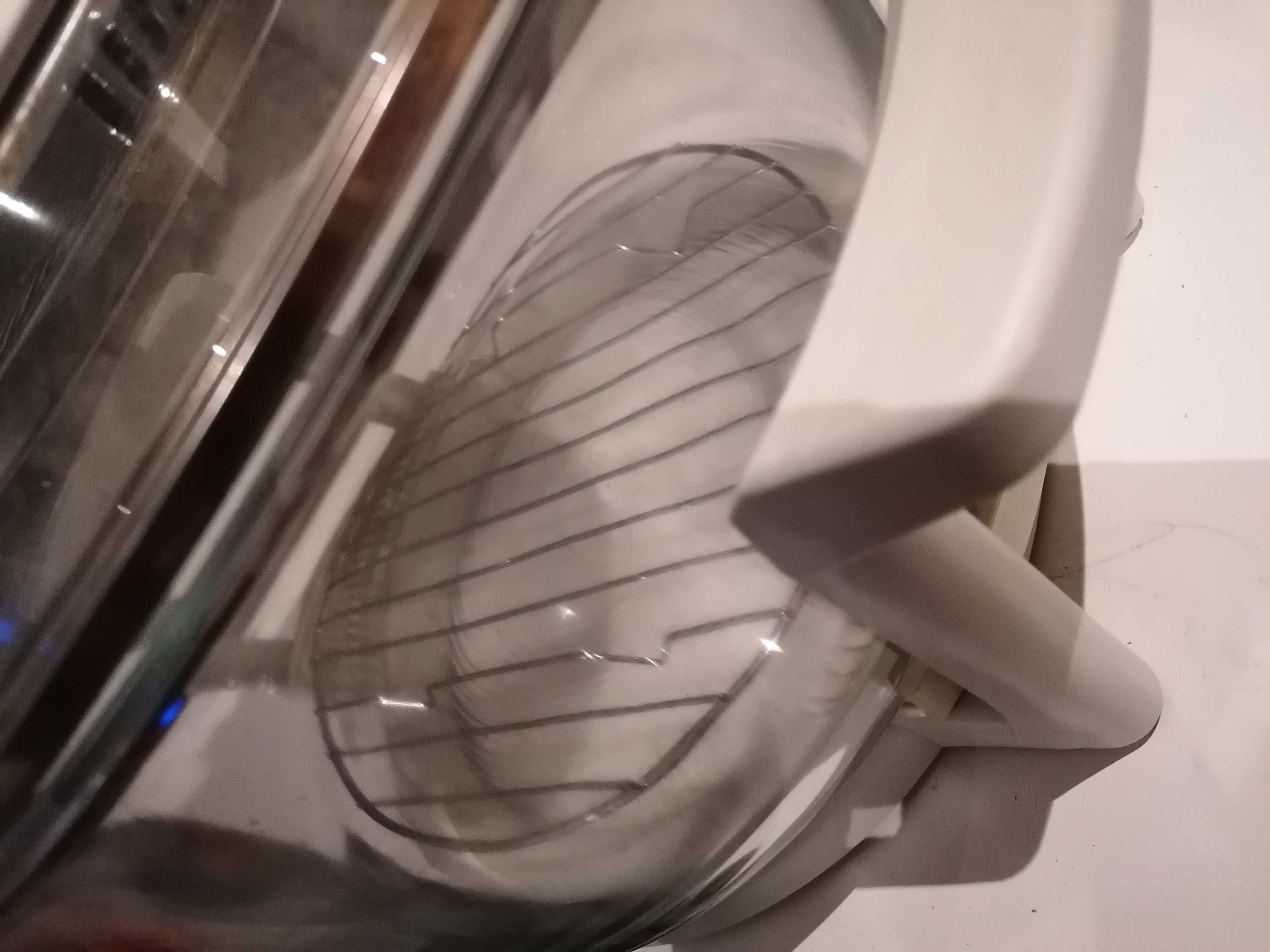 Forno ou grelhador elétrico a ar quente novo