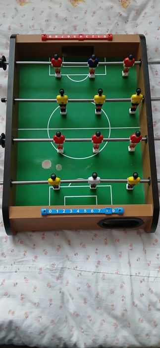 Stół do gry w piłkarzyki
