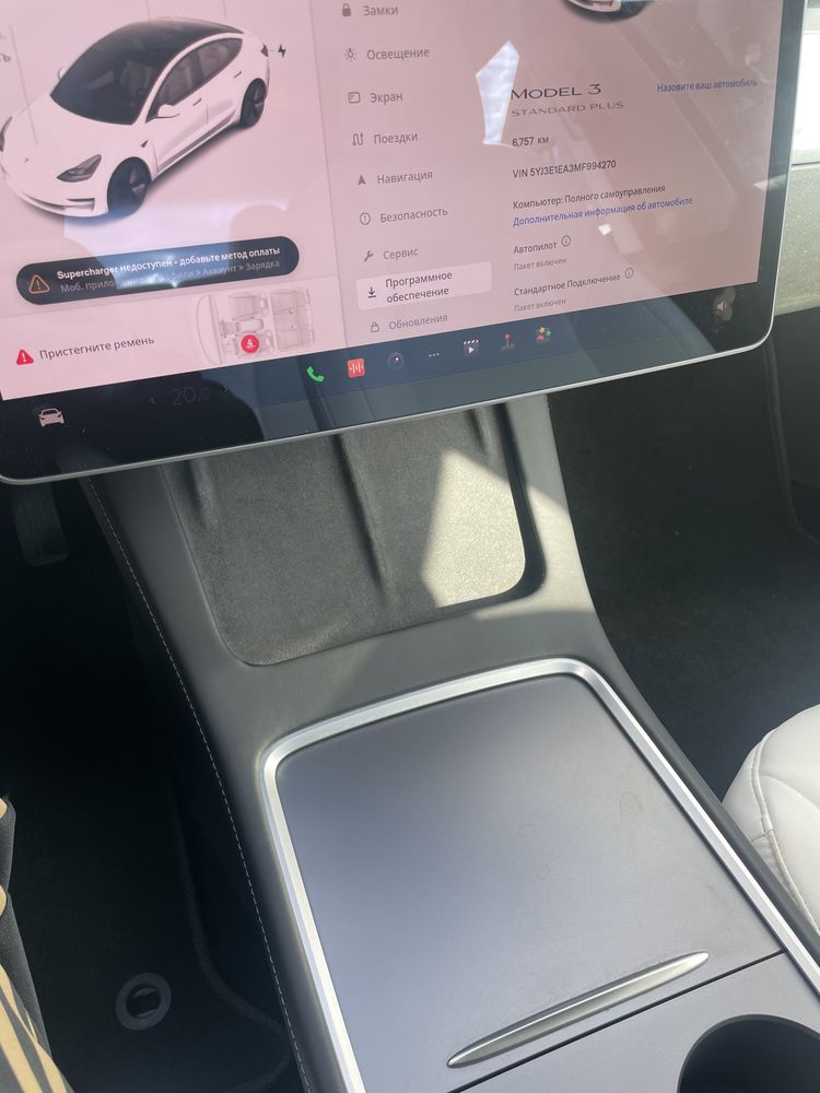 Tesla model 3 2021, рестайлінг