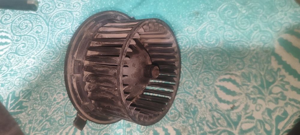 Моторчик печки гольф 2, Джетта 2