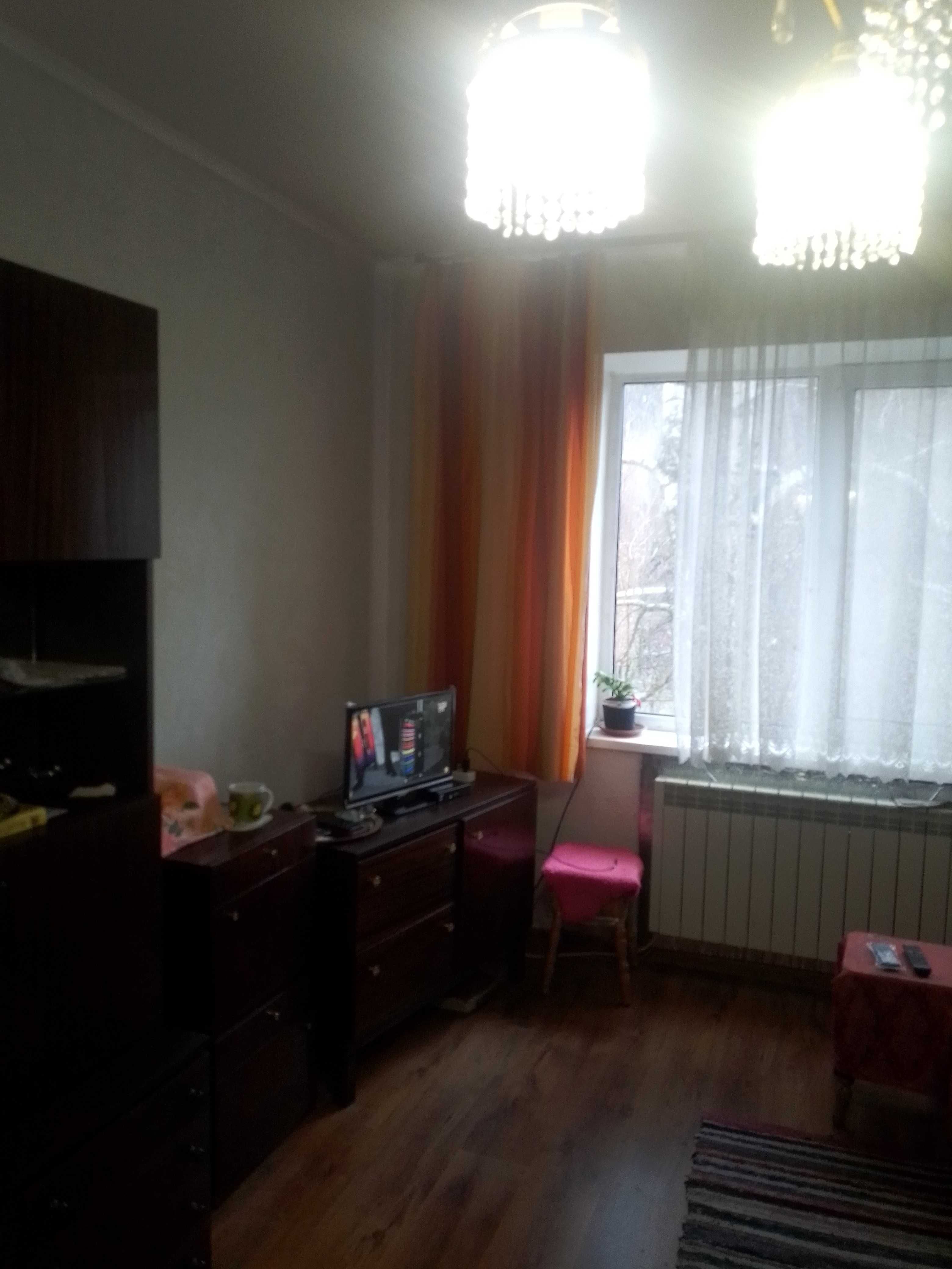 Продам квартиру в селі Старе Бориспільського району.