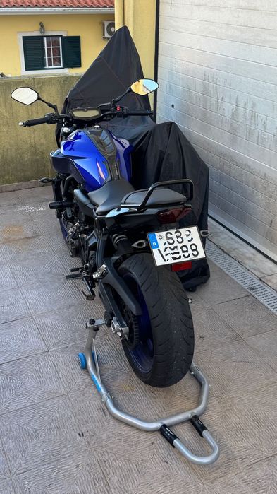 Moto yamaha mt 07