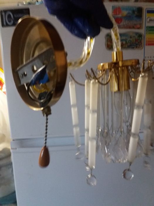 Бра для спальні на одну лампочку