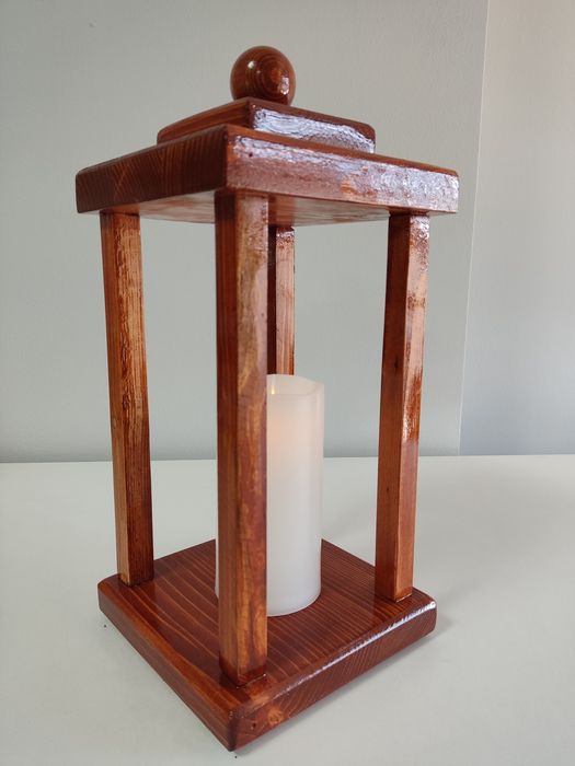 Lampiony, kapliczki drewniane:)