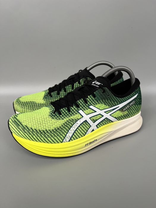 Оригінальні Кросівки Asics MAGIC SPEED 2 44р.28см.